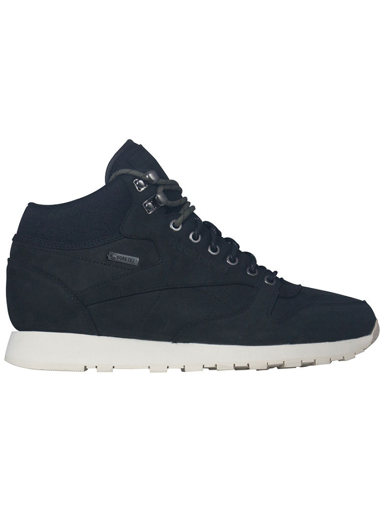 Classic Leather Mid Gore-Tex Shoes