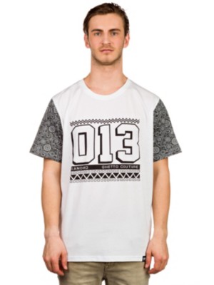 Basic T-Shirt