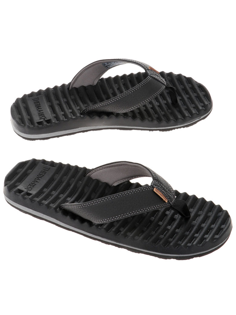 Kaamper Sandals